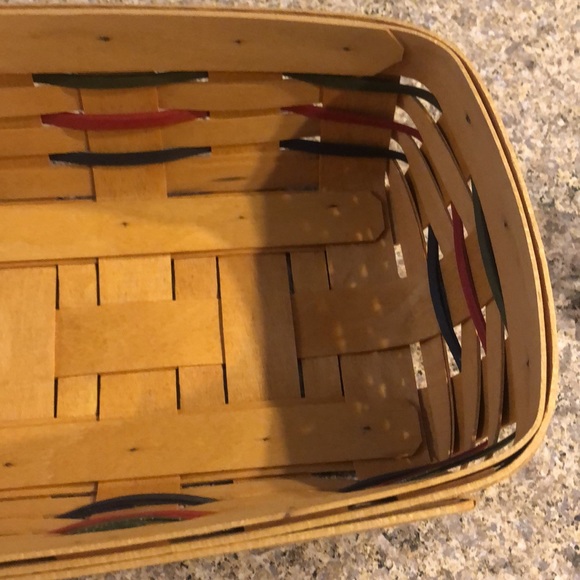 Longaberger Bread Basket w/ Green and White Liner, Wood Divider - Picture 14 of 16